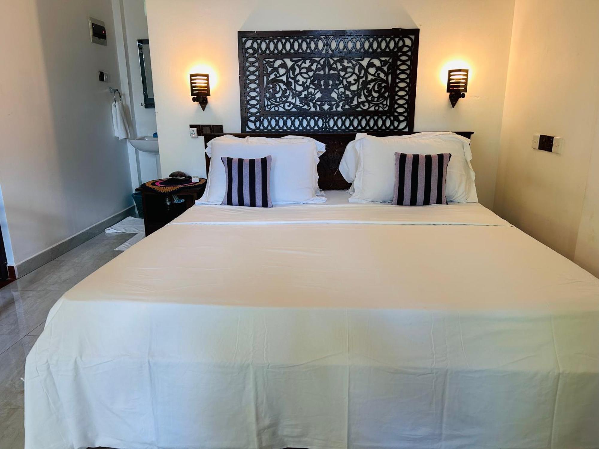 Shadow Surf Bay Hotell Tangalle Eksteriør bilde