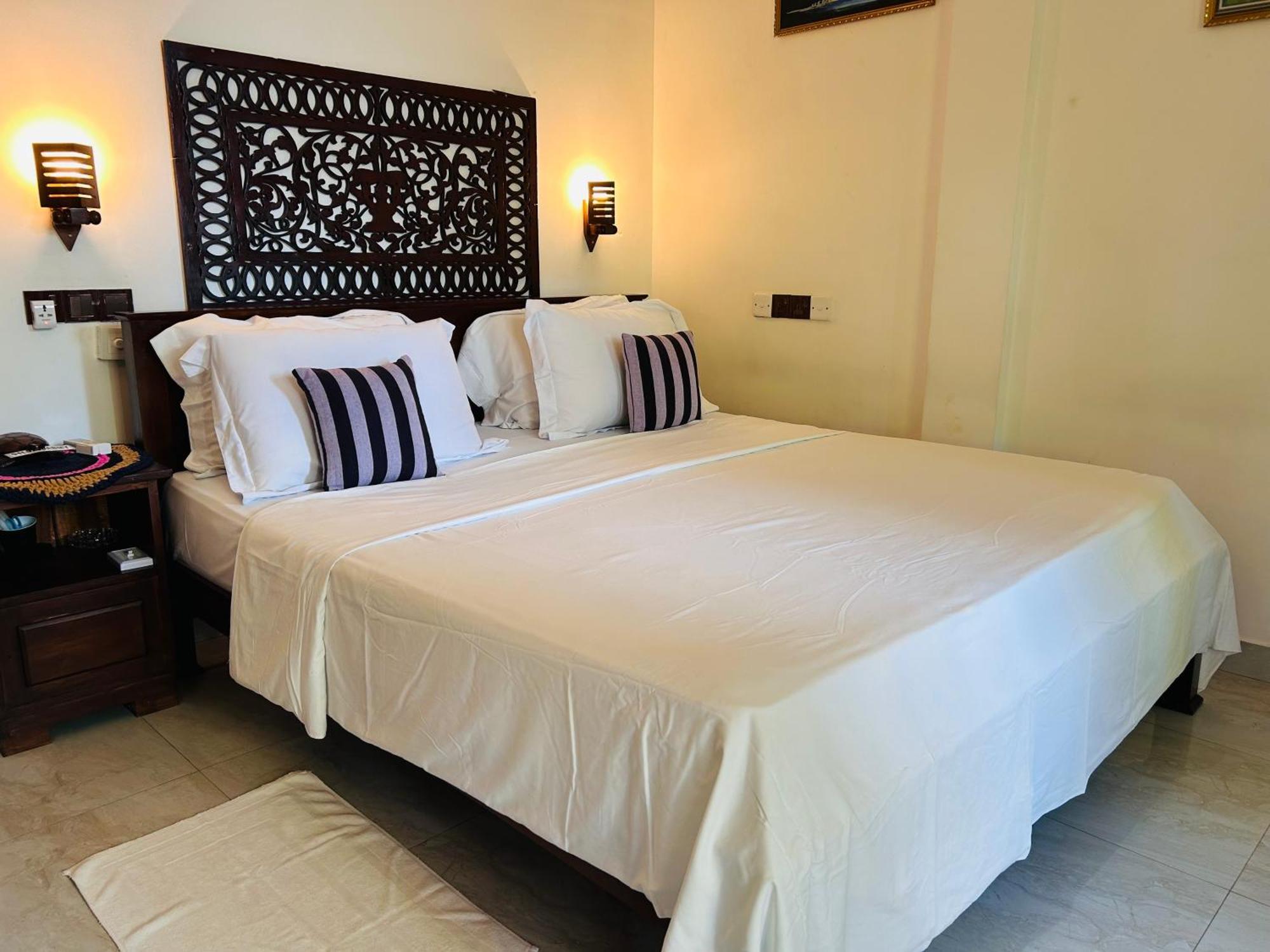 Shadow Surf Bay Hotell Tangalle Eksteriør bilde