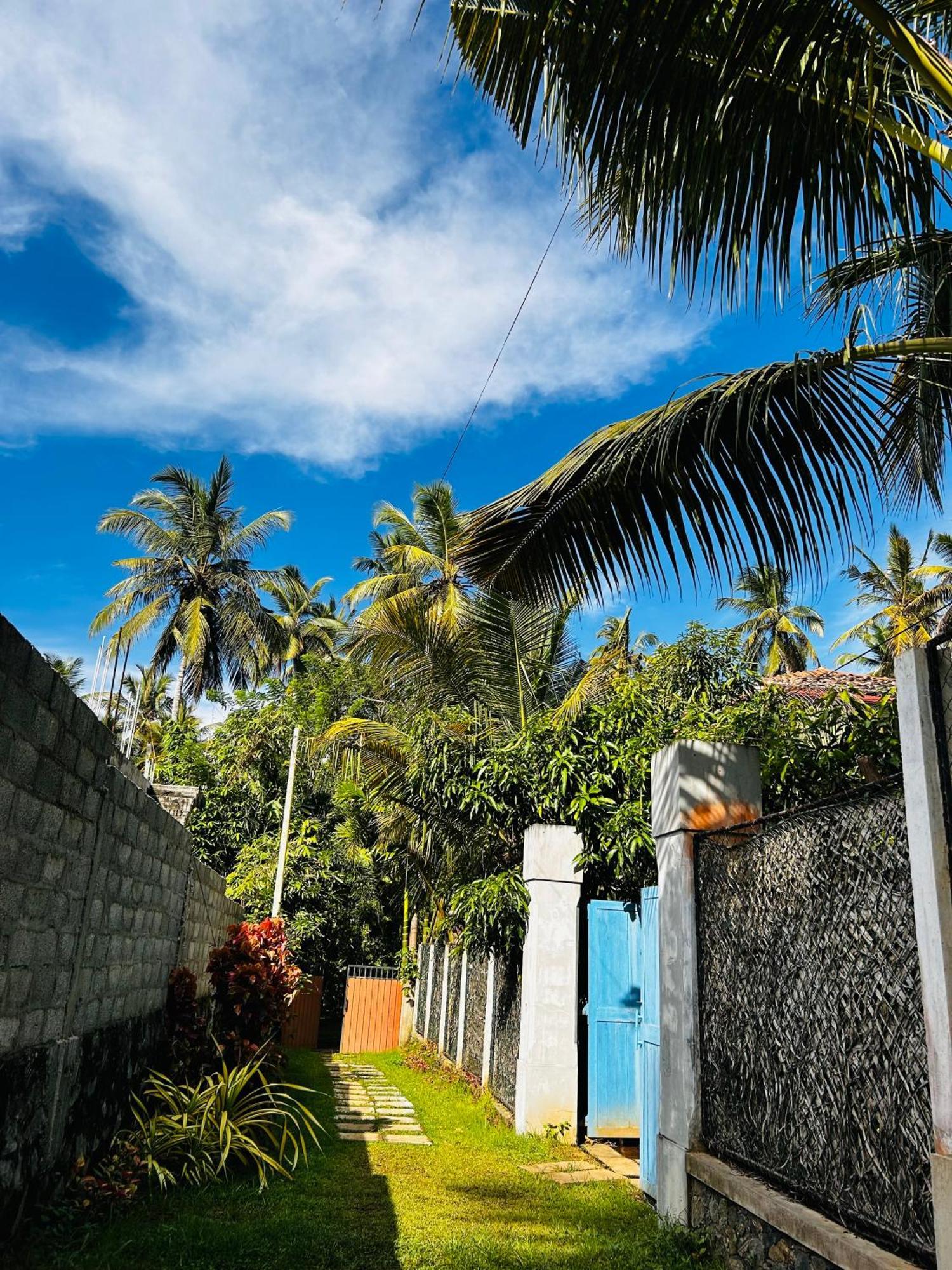 Shadow Surf Bay Hotell Tangalle Eksteriør bilde