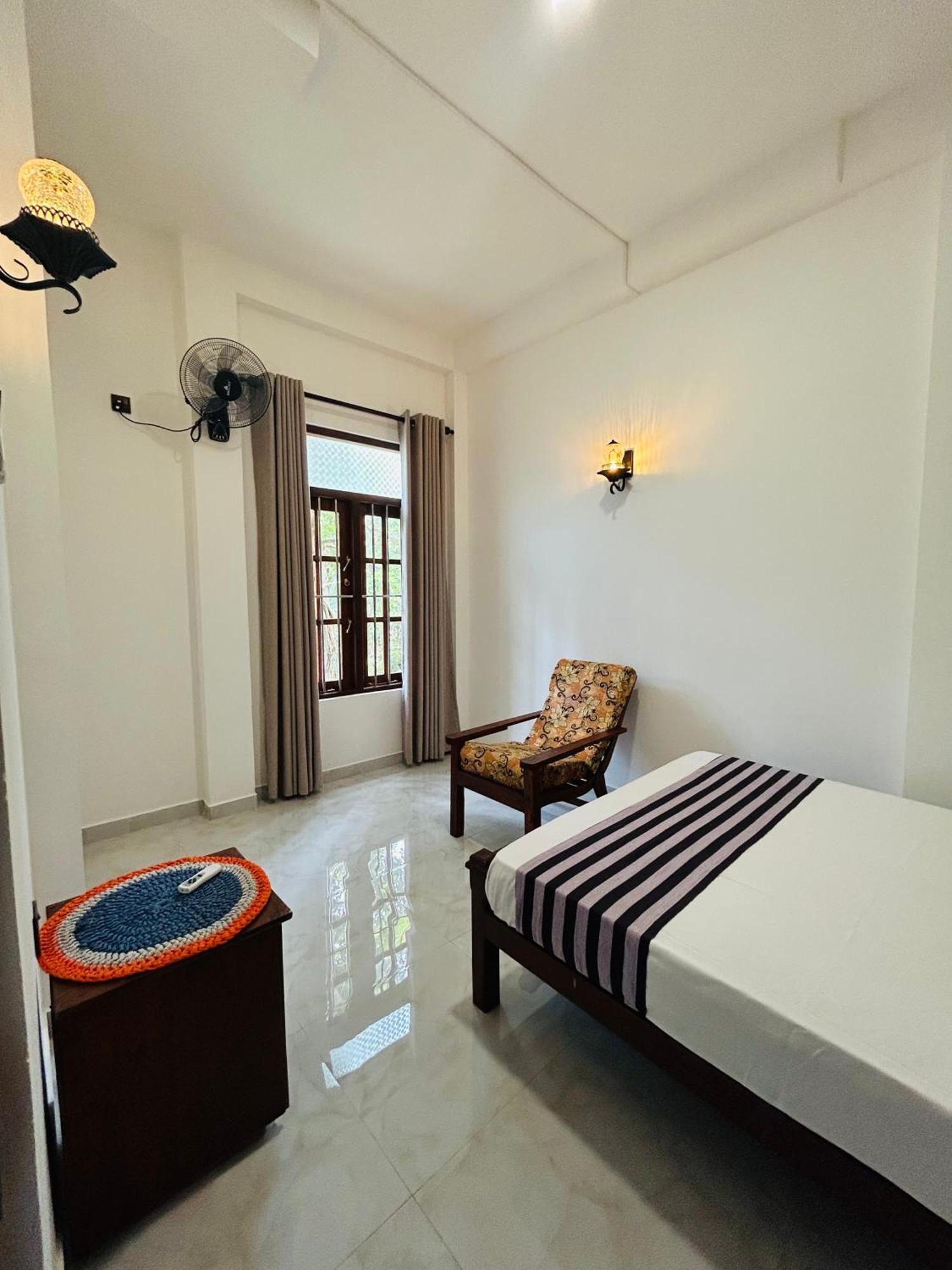 Shadow Surf Bay Hotell Tangalle Eksteriør bilde