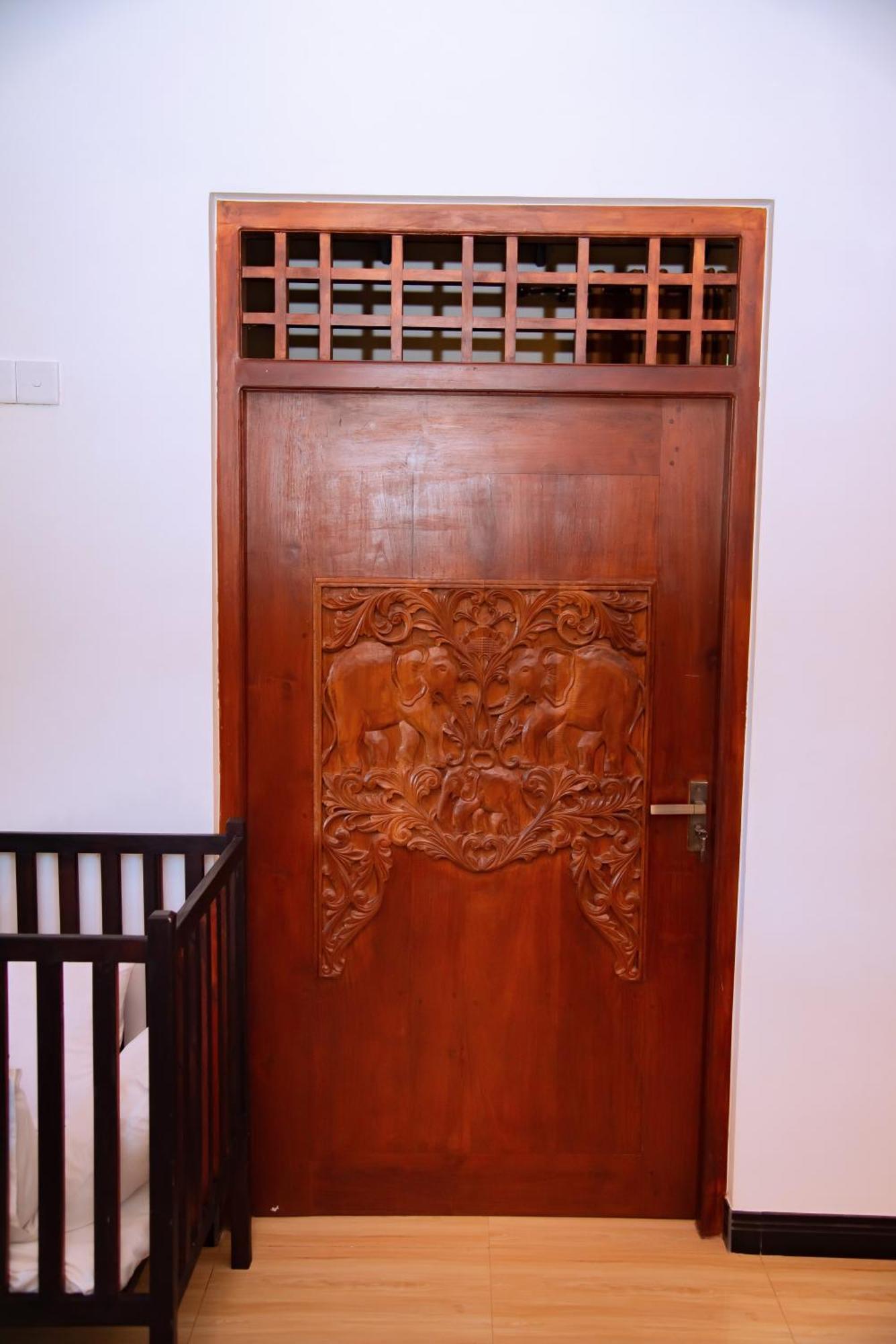 Shadow Surf Bay Hotell Tangalle Eksteriør bilde
