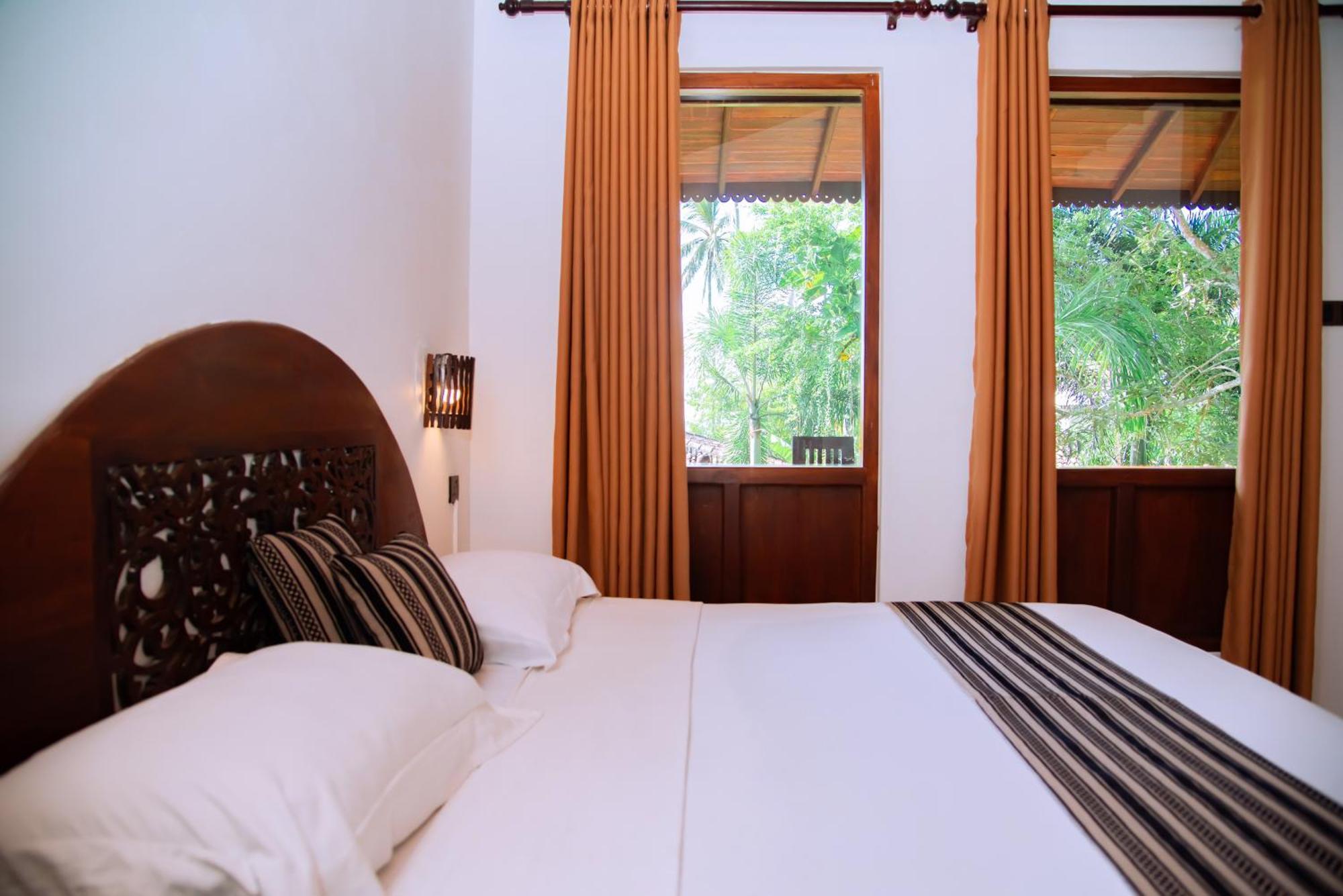 Shadow Surf Bay Hotell Tangalle Eksteriør bilde