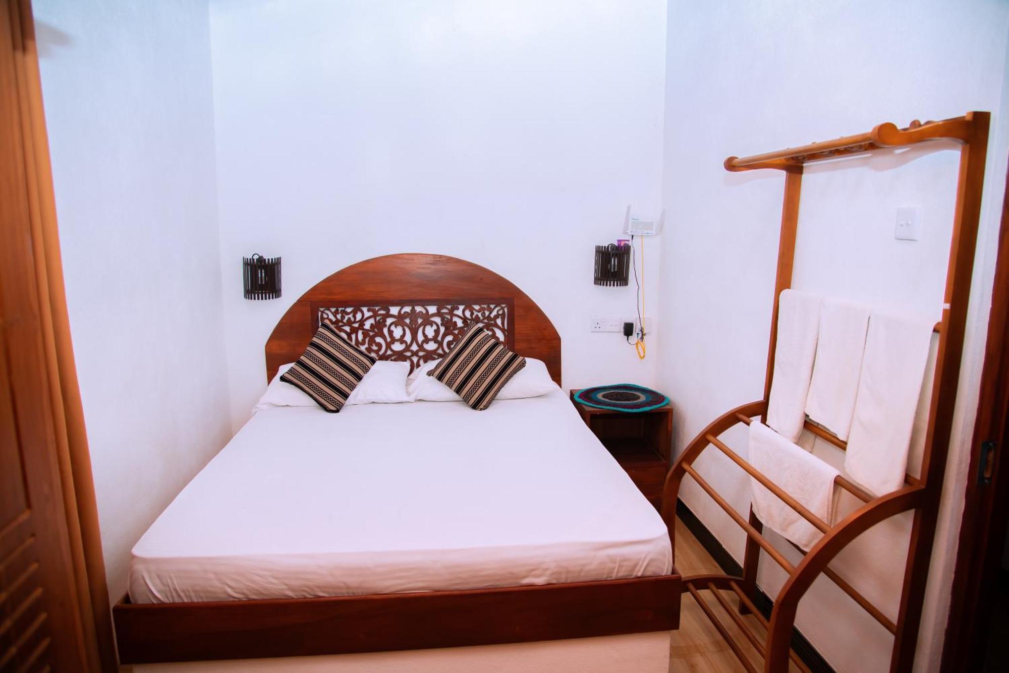 Shadow Surf Bay Hotell Tangalle Eksteriør bilde
