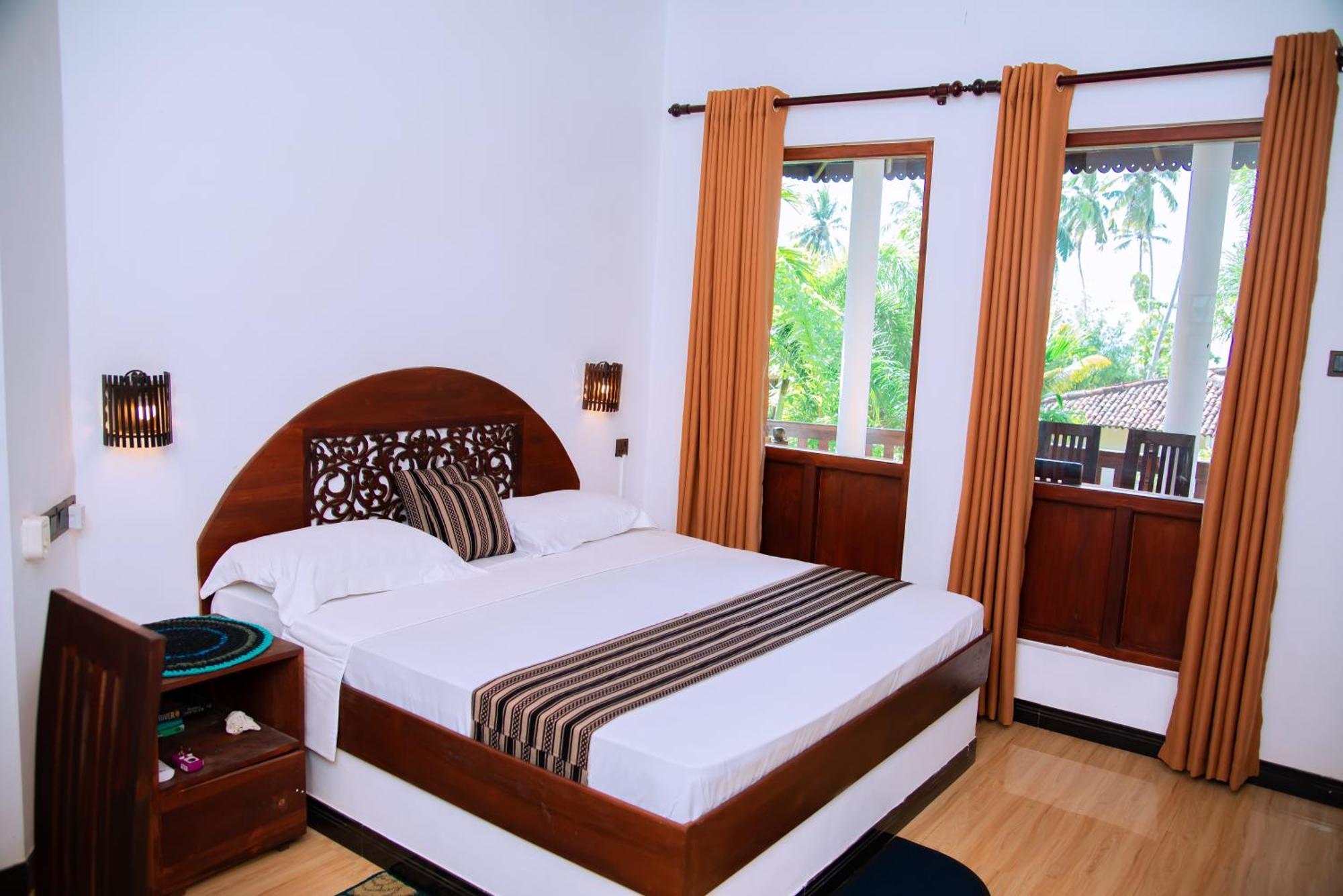Shadow Surf Bay Hotell Tangalle Eksteriør bilde