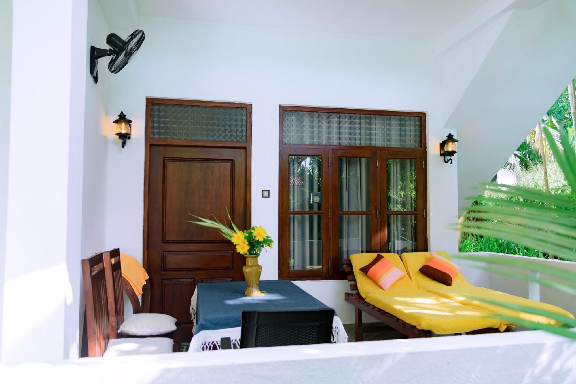 Shadow Surf Bay Hotell Tangalle Eksteriør bilde