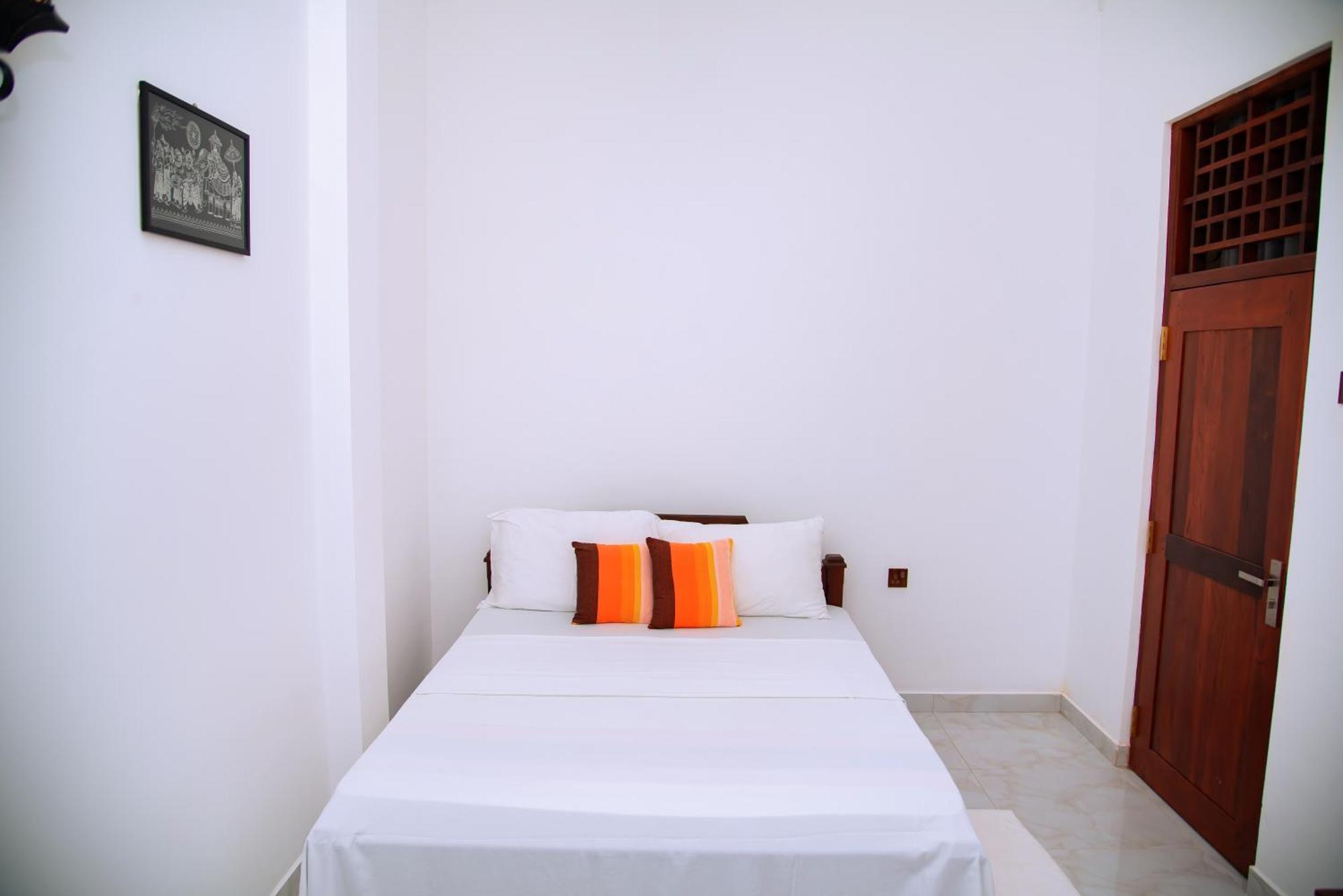 Shadow Surf Bay Hotell Tangalle Rom bilde